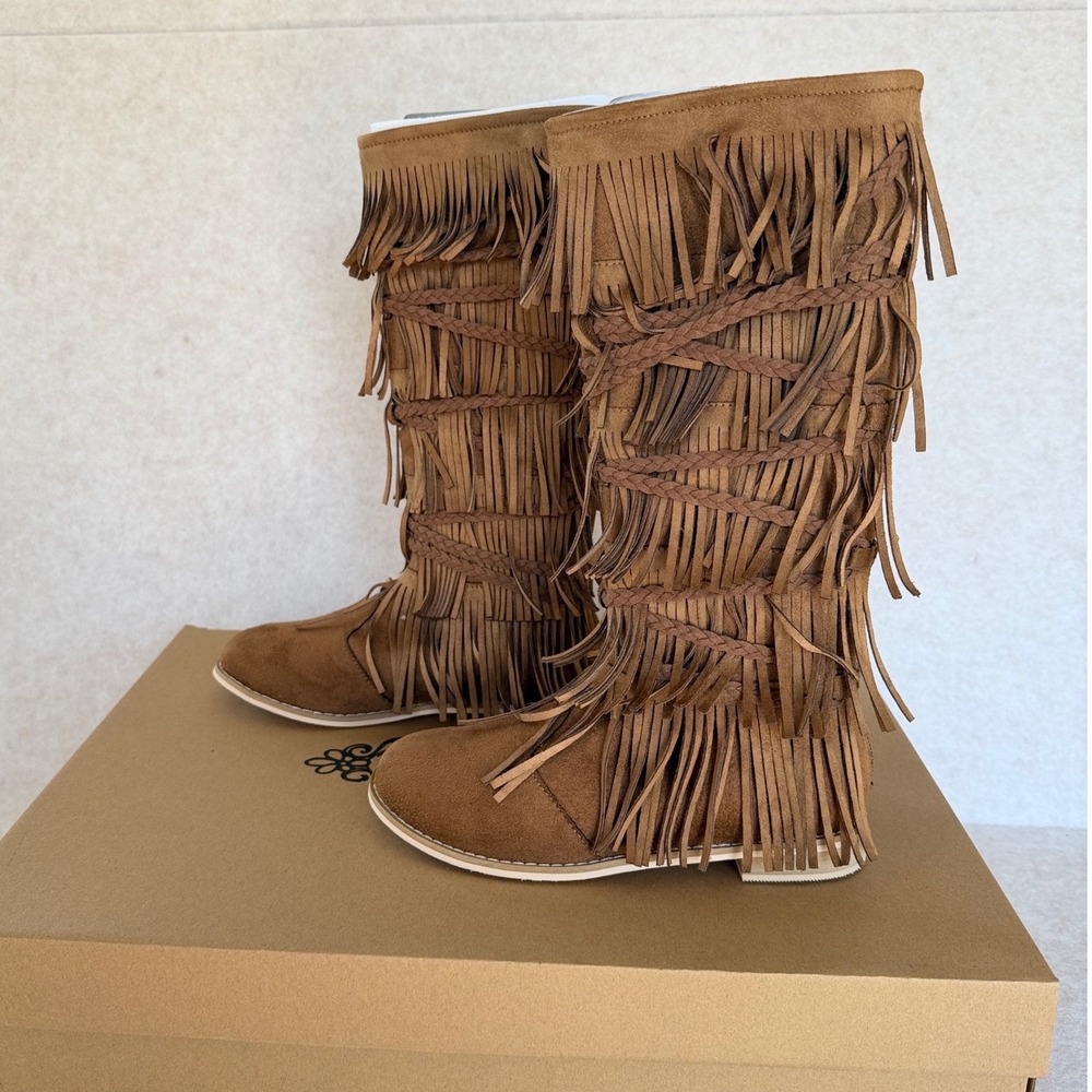 Joyfolie Kids Riley Boot Tan Girls size 1Y Vegan Suede Fringe Braided Boho Boots